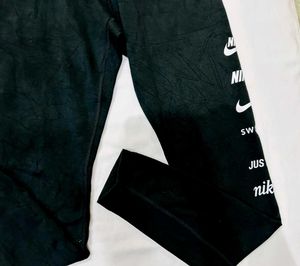 🇳🇿💗💫Nike Active Wear Pents