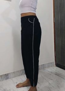 ORCHID BLUES Casual Joggers (Size 34)