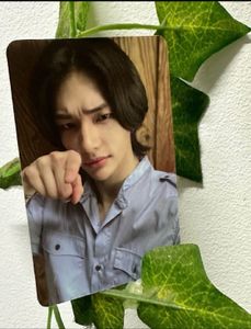Official Hyunjin Photocard - No Easy Album
