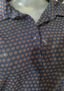 H&amp;M Sleeveless Button-Down Blouse