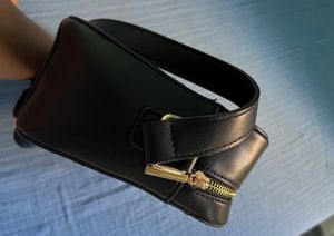 Irth Black Sling Bag