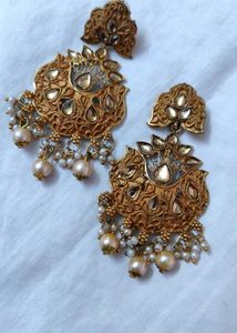 White Color Gold Plated Thappa Jadau Kundan Earrin
