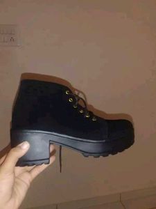 Stylish Black Chunky Heel Ankle Boots Women