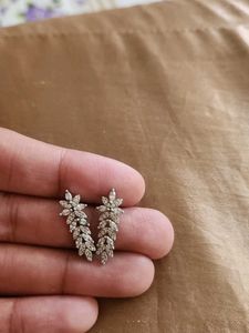 Leaf Design Earrings And Ring