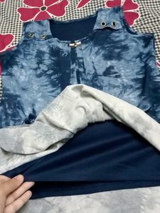 Tie-Dye Sleeveless Top