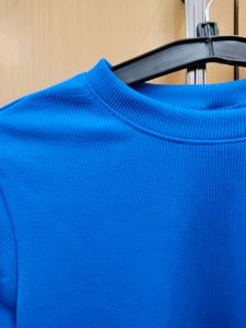 Stylish Blue Long Sleeve Crop Top (K)