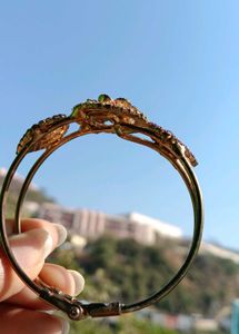 Elegant Gemstone Bangle Bracelet