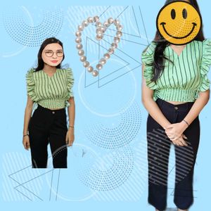 Ruffled Striped Crop Top🌸🤌✨✨