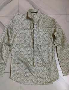 Off White,Green Design Printed Cotton Semiformal