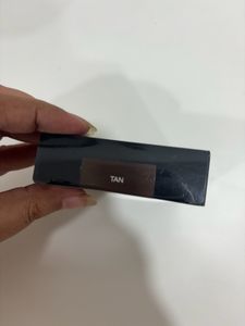 Huda Beauty Tantour - Tan