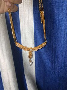Elegant Golden Necklace