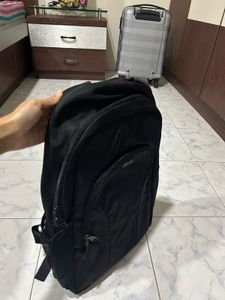 Laptop Bag With 2 Chains and 1 Side Pocket