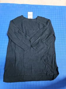 Stylish Black Knit Top