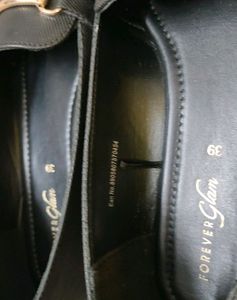 Forever glam  Shoe. 👟........S In