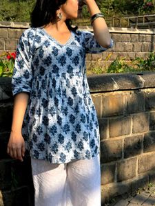 Jaipuri short Kurti with milkywhite plazzo Pant
