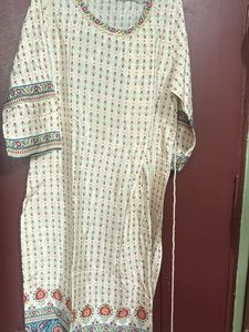 Price Drop W Elegant Festive Printed Kurti