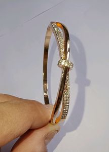 Knot Design Anti Tarnish Bracelet With AD