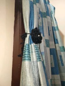 curtain holder black colour