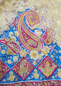 Vibrant Beige &amp; Blue Saree with Paisley Print