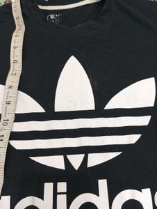 Adidas Originals t-shirt
