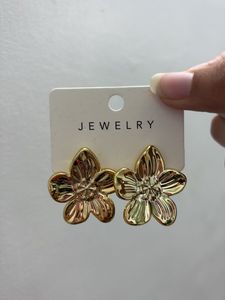Floral Gold Earrings