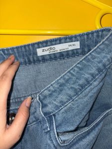 ZUDIO - Light Wash Denim Jeans