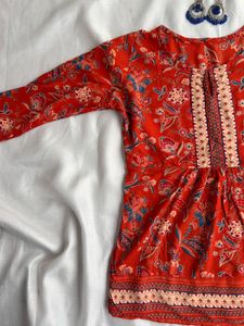 Floral Print Short Kurti