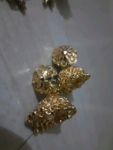 Beautiful Set Of 5 Earrings