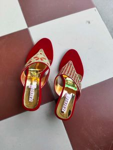 Red Ethnic Flats