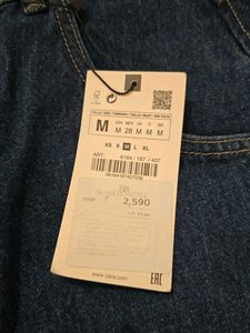 Chic Denim A-Line Skirt with Front Slit