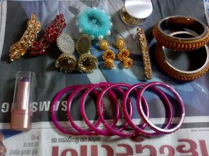 Earrings, Bangles combo pack