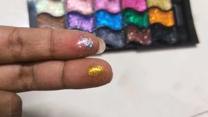 Sfr glitter Eyeshadow Palette