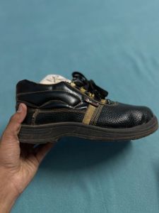 Black Safety Shoes , Size:9