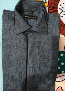 King&#39;s Mode Gray Button-Down Shirt