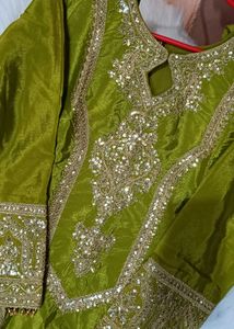 Embellished Pakistani Kurta Set