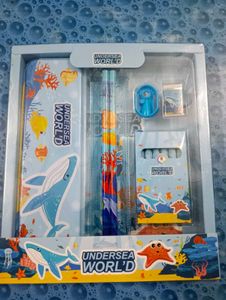 Dream Space Stationery Set