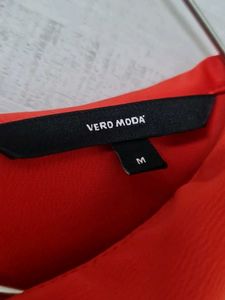 VERO MODA - Red Sleeveless Top
