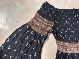 🌺Boho off Shoulder Bell Sleeve Top💙