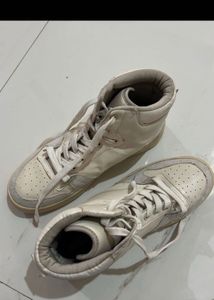 Hnm White High Tops