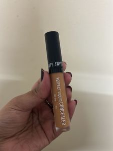 Swiss Beauty Full Coverage Liquid Concealer