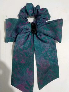 Combo Pack Of A Bracelet And Hair Tie With Bow