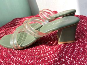 Transparent Heels 👠