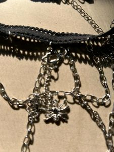 URBANIC Thigh Chain.
