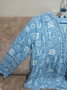 Rytras Short Kurti