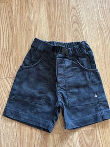 Shorts - Blue Giraffe