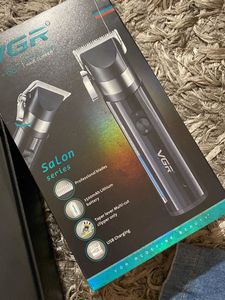 VGR Salon Series Hair Clipper