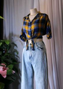 Nuon Plaid Tie-Front Top