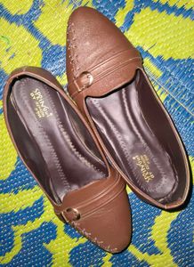 Brown Ballerinas