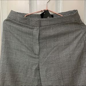 Brand new grey checks pants