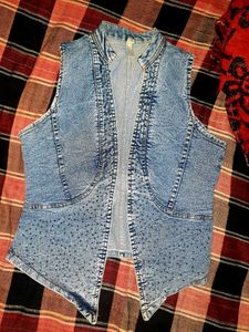 Denim Jackets for Women – Style That Never Fades!